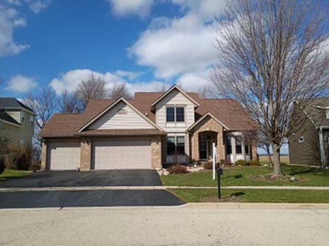 457 Davis Drive, Sycamore, IL 60178