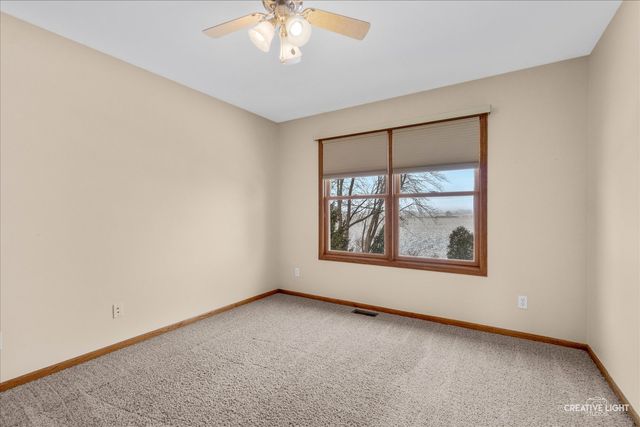 457 Davis Drive, Sycamore, IL 60178