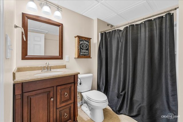 457 Davis Drive, Sycamore, IL 60178