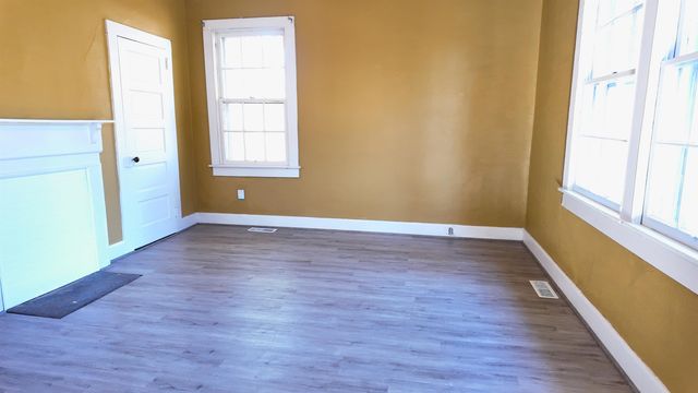 118 County Road, Spartanburg, SC 29301