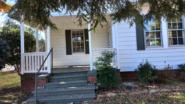 118 County Road, Spartanburg, SC 29301