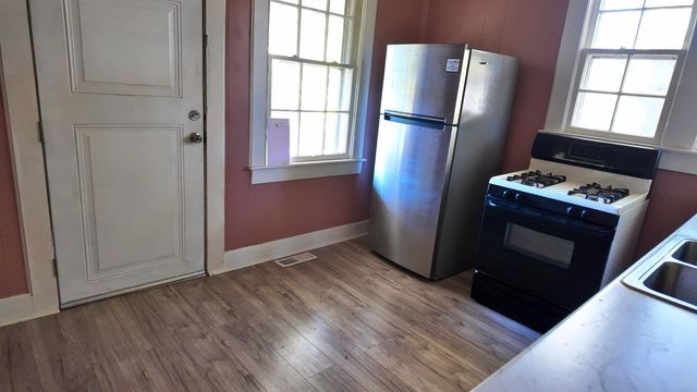 118 County Road, Spartanburg, SC 29301