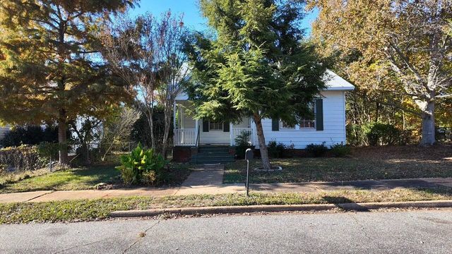 118 County Road, Spartanburg, SC 29301