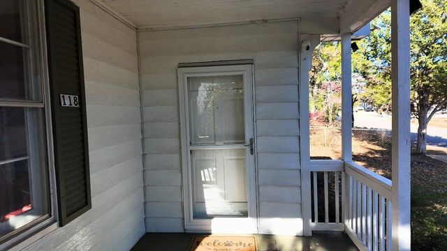 118 County Road, Spartanburg, SC 29301