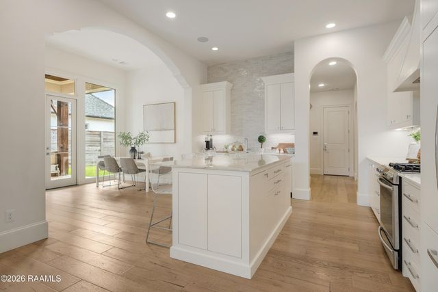 200 Habitat Ridge, Broussard, LA 70518