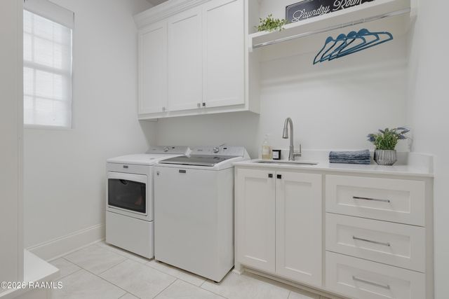 200 Habitat Ridge, Broussard, LA 70518