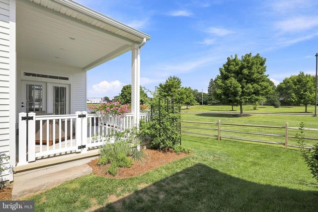 1890 EMERALD WAY, Mount Joy, PA 17552