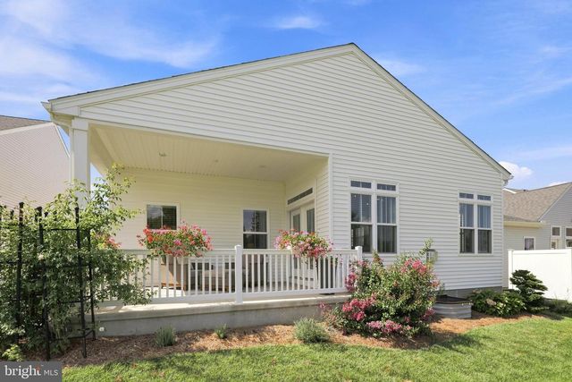 1890 EMERALD WAY, Mount Joy, PA 17552
