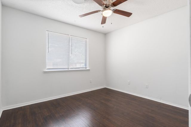 2806 Live Oak DR, Copperas Cove, TX 76522