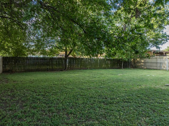 2806 Live Oak DR, Copperas Cove, TX 76522