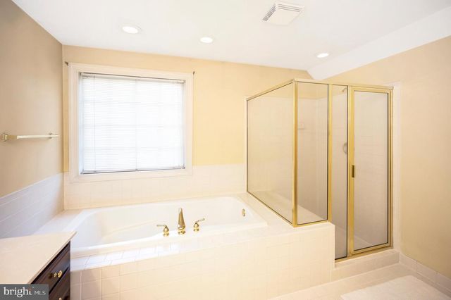 54 LIGHTFOOT DR, Stafford, VA 22554