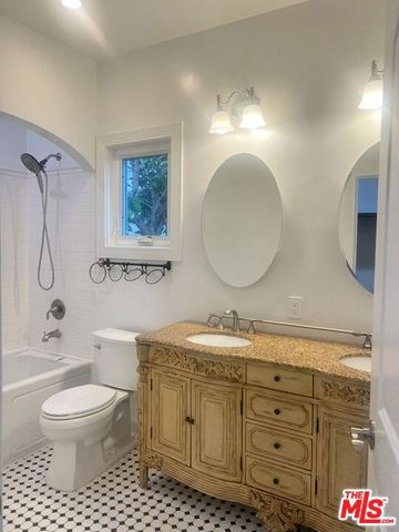2343 Ocean View Avenue, Los Angeles, CA 90057