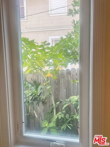 2343 Ocean View Avenue, Los Angeles, CA 90057