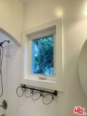 2343 Ocean View Avenue, Los Angeles, CA 90057