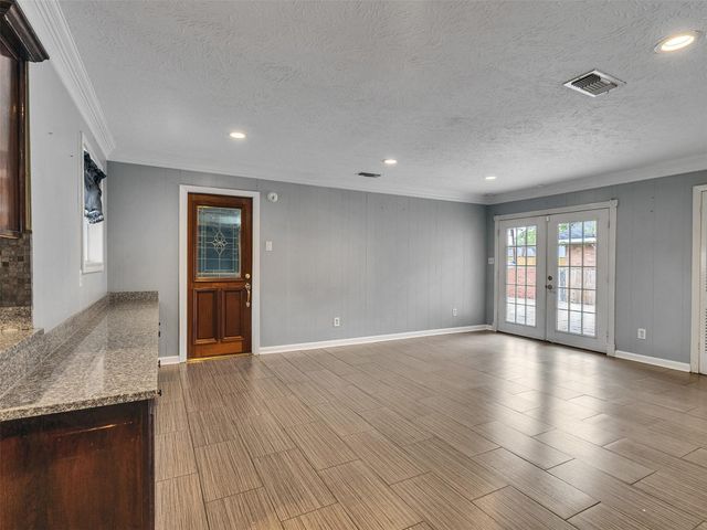 1630 Hollow Hook Road, Houston, TX 77080