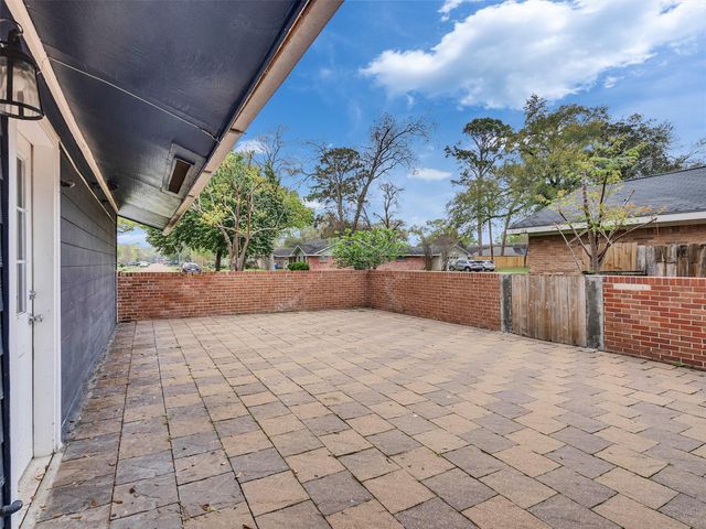 1630 Hollow Hook Road, Houston, TX 77080