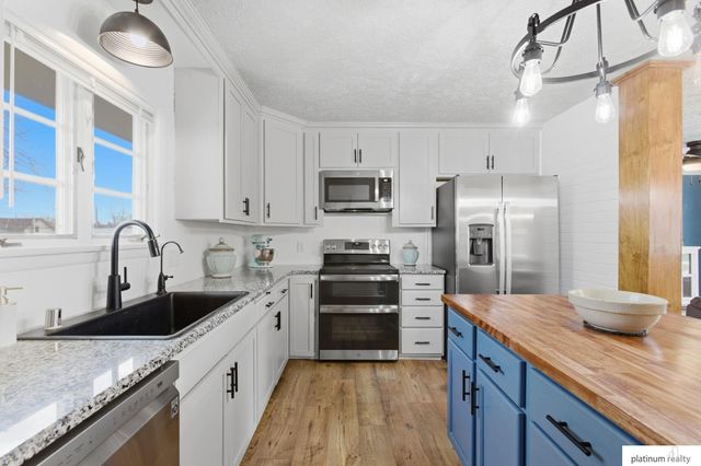 2052 Park Street, Blair, NE 68008