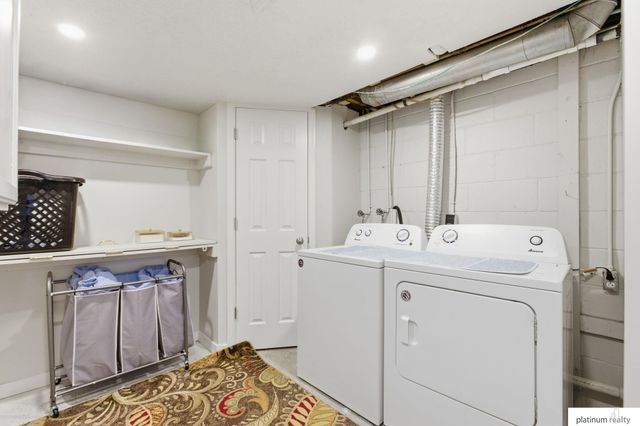 2052 Park Street, Blair, NE 68008