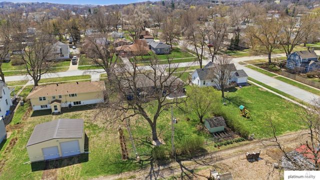 2052 Park Street, Blair, NE 68008