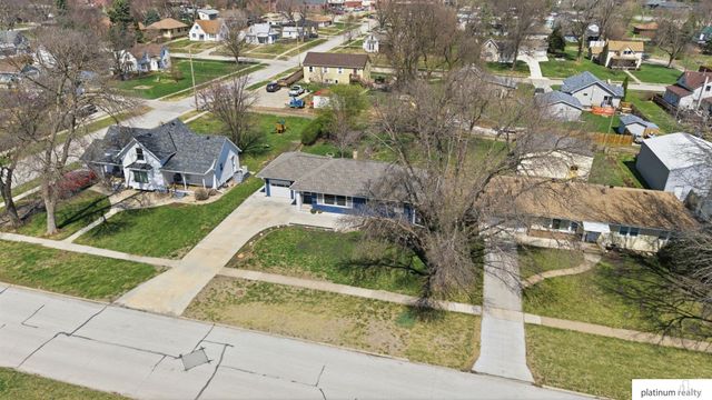 2052 Park Street, Blair, NE 68008