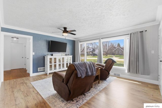 2052 Park Street, Blair, NE 68008