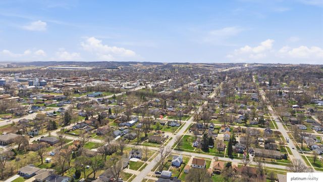 2052 Park Street, Blair, NE 68008