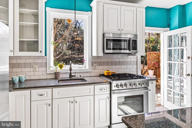 329 LYCEUM AVE, Philadelphia, PA 19128