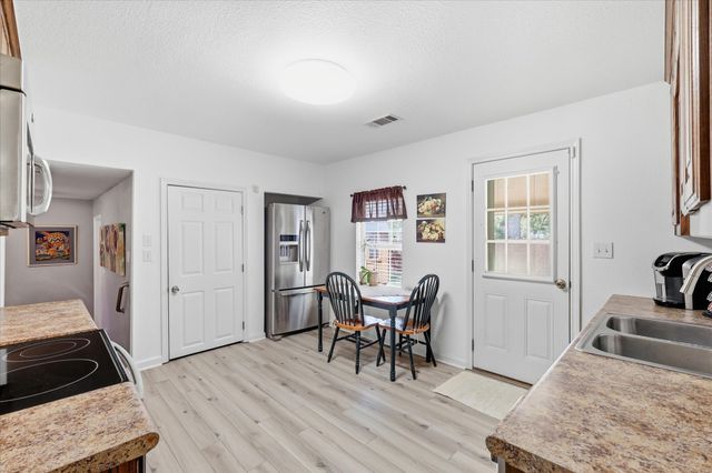 116 Pecan Street, Whitesboro, TX 76273