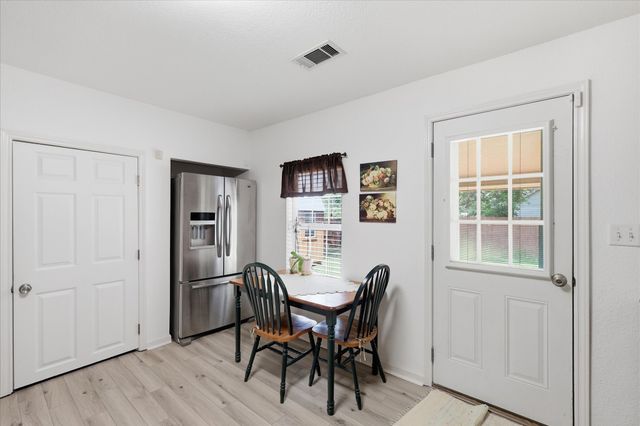 116 Pecan Street, Whitesboro, TX 76273
