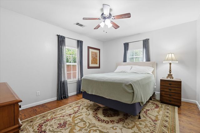 116 Pecan Street, Whitesboro, TX 76273