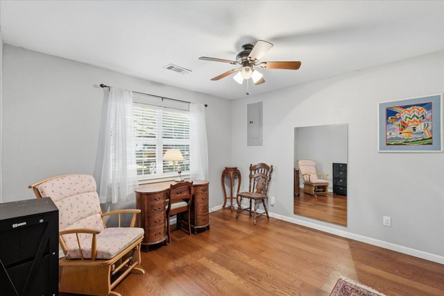 116 Pecan Street, Whitesboro, TX 76273