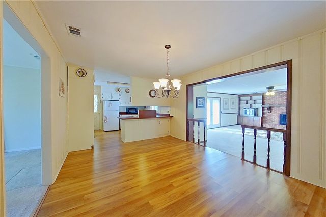 118 Pinehurst Drive, Blackshear, GA 31516