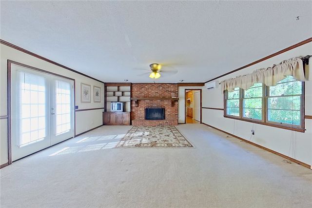 118 Pinehurst Drive, Blackshear, GA 31516