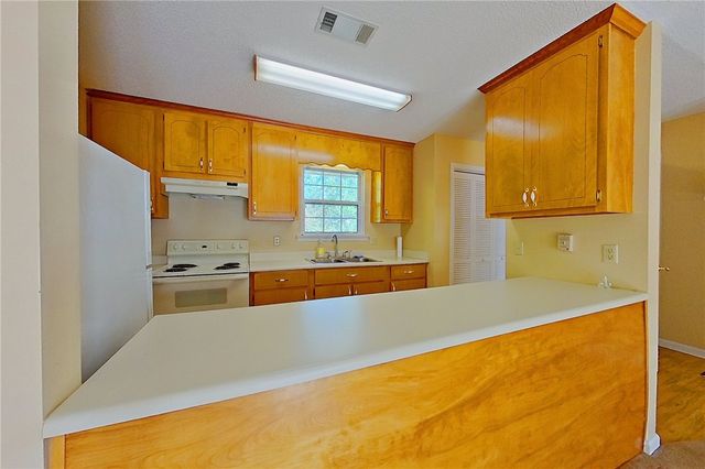 118 Pinehurst Drive, Blackshear, GA 31516