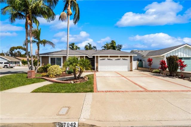17042 Friml Lane, Huntington Beach, CA 92649