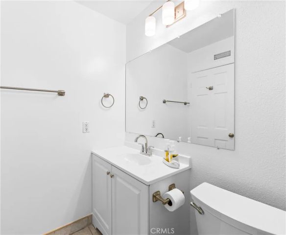 17042 Friml Lane, Huntington Beach, CA 92649