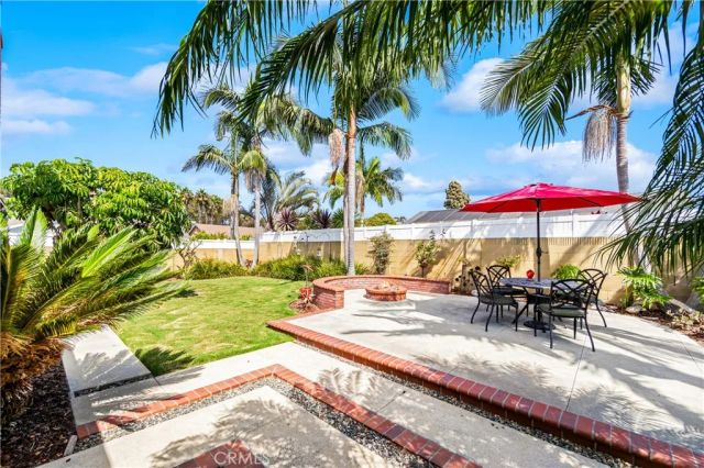 17042 Friml Lane, Huntington Beach, CA 92649