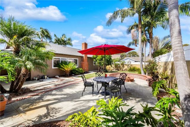 17042 Friml Lane, Huntington Beach, CA 92649