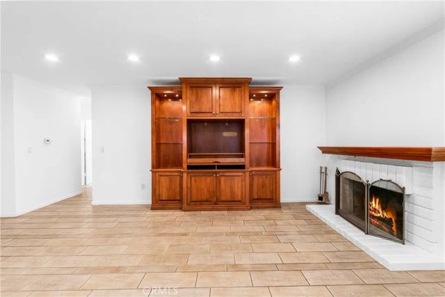 17042 Friml Lane, Huntington Beach, CA 92649