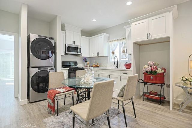 115 S La Paz, Anaheim, CA 92807
