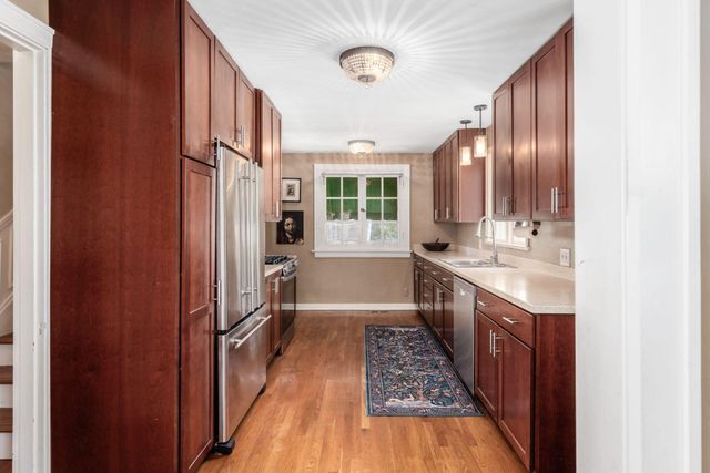 2424 Sherwood Road, Bexley, OH 43209