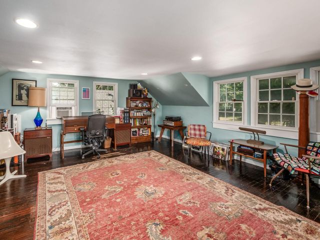 2424 Sherwood Road, Bexley, OH 43209