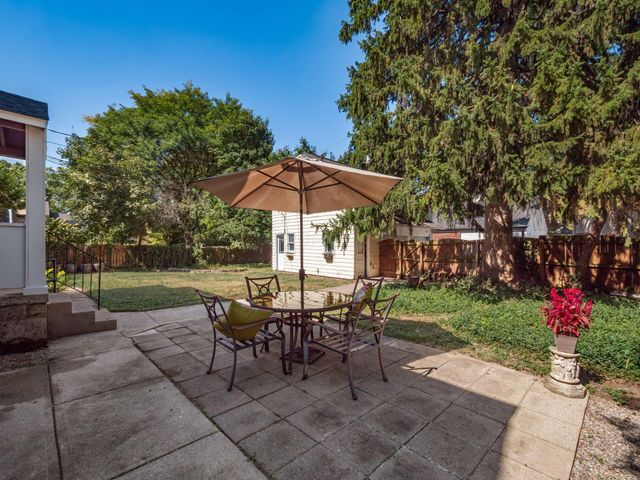 2424 Sherwood Road, Bexley, OH 43209