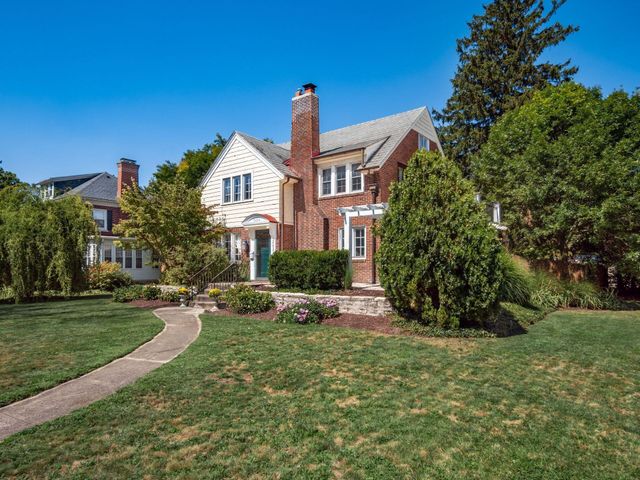 2424 Sherwood Road, Bexley, OH 43209