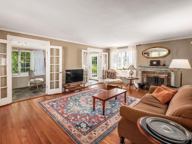 2424 Sherwood Road, Bexley, OH 43209