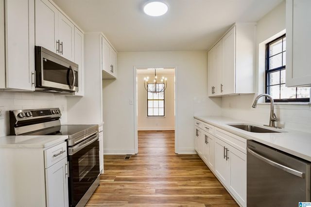 3722 PARKWOOD ROAD, Bessemer, AL 35022