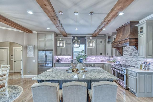 4504 Canonbury Circle, Norman, OK 73072