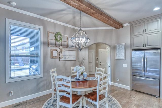 4504 Canonbury Circle, Norman, OK 73072