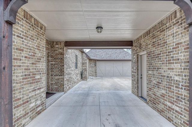 4504 Canonbury Circle, Norman, OK 73072