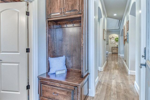 4504 Canonbury Circle, Norman, OK 73072